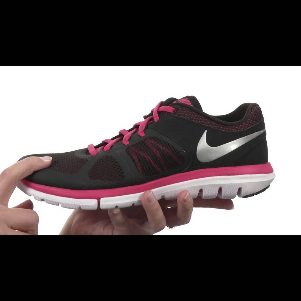 Women’s Nike Flex Run Sneakers- Size 8.5